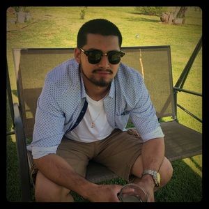 Meet your Posher, Luis